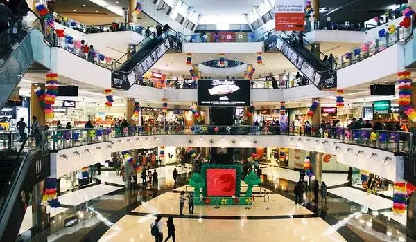 Featured Image of Malls Near Prestige Park Street